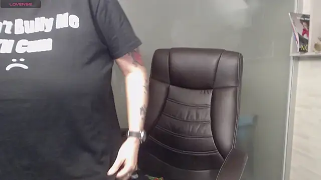 BustyAllyy online show from January 17, 12:10 am