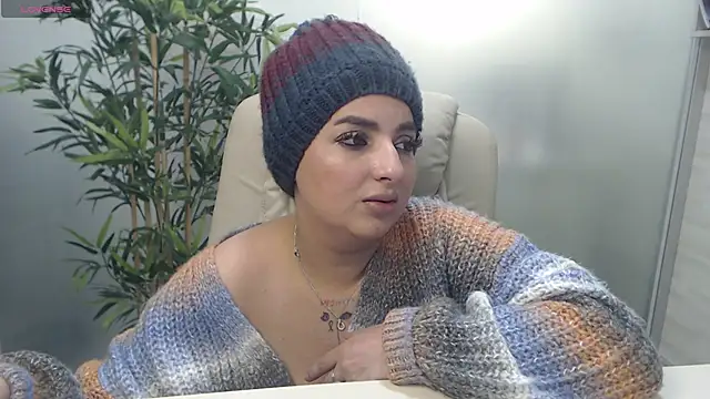 BustyAllyy online show from February 25, 12:03 am