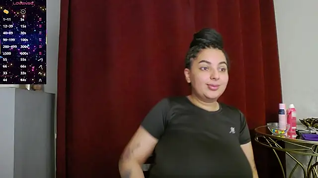 BustyAllyy online show from October 11, 4:38 pm