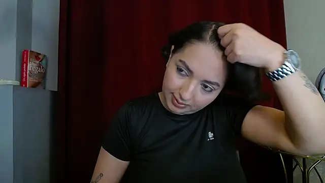 BustyAllyy online show from October 29, 7:37 pm