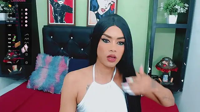 Snapshot of Amanda_bigx chatting on January 23, 1:13 pm Amanda bigx online show from January 23, 1:13 pm