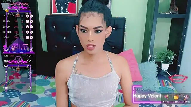 Snapshot of Amanda_bigx chatting on February 15, 12:43 pm Amanda bigx online show from February 15, 12:43 pm