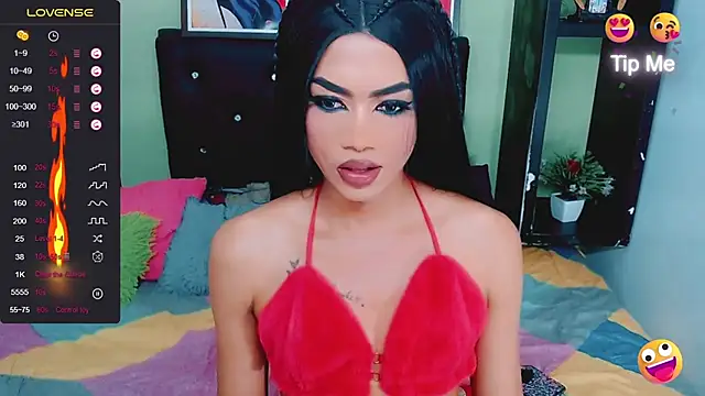 Snapshot of Amanda_bigx chatting on March 22, 10:17 am Amanda bigx online show from March 22, 10:17 am