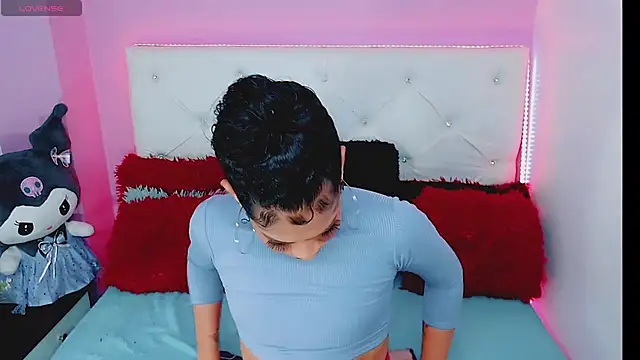 Snapshot of Amanda_bigx chatting on October 9, 5:38 am Amanda bigx online show from October 9, 5:38 am