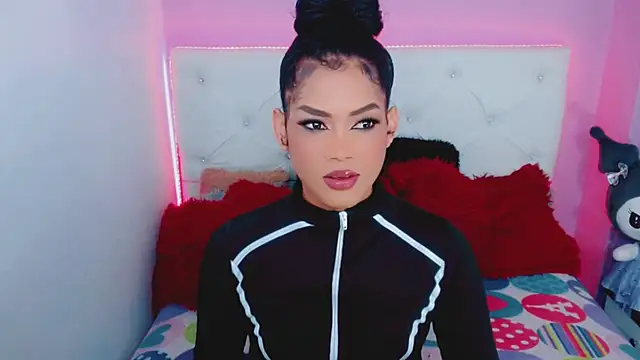 Snapshot of Amanda_bigx chatting on October 11, 5:28 am Amanda bigx online show from October 11, 5:28 am