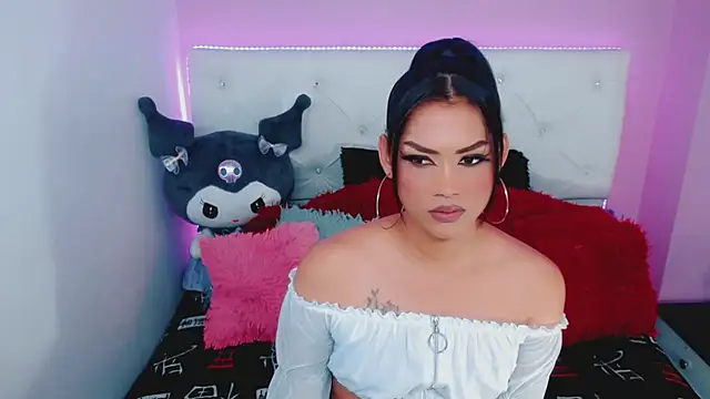 Snapshot of Amanda_bigx chatting on October 31, 4:24 am Amanda bigx online show from October 31, 4:24 am