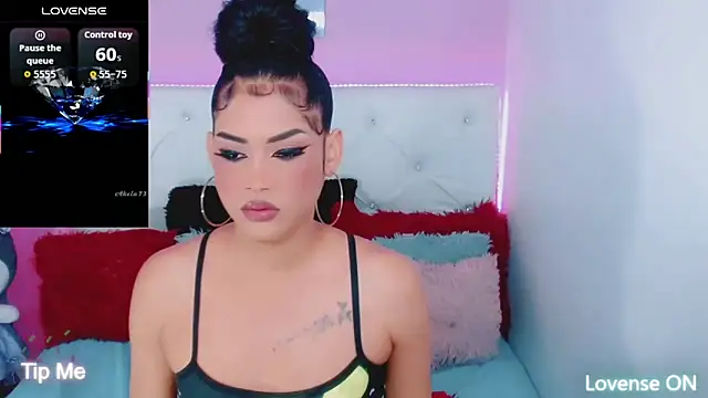 Snapshot of Amanda_bigx chatting on November 20, 5:18 am Amanda bigx online show from November 20, 5:18 am