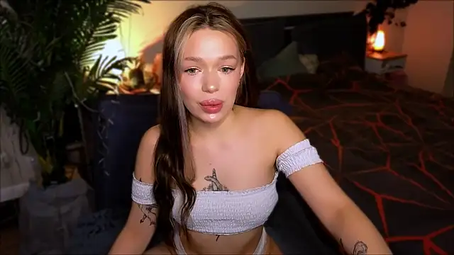 Snapshot of Lily_Yin chatting on March 15, 5:41 am Lily Yin online show from March 15, 5:41 am