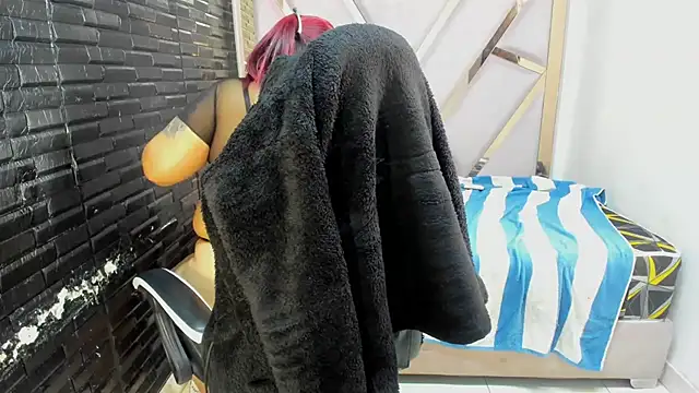 DaianaLutz online show from October 23, 1:54 pm