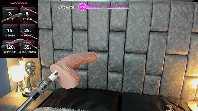 Snapshot of Foxy_Assh_ chatting on March 13, 11:41 am Foxy Assh online show from March 13, 11:41 am