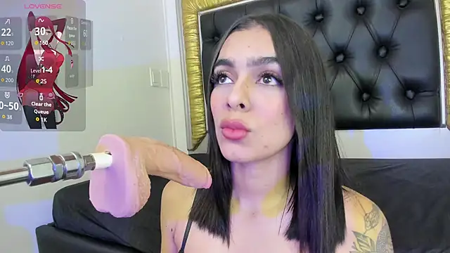 Snapshot of Foxy_Assh_ chatting on November 21, 4:44 am Foxy Assh online show from November 21, 4:44 am