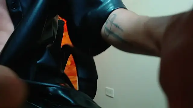 Bastiaan 28 online show from December 24, 8:22 am