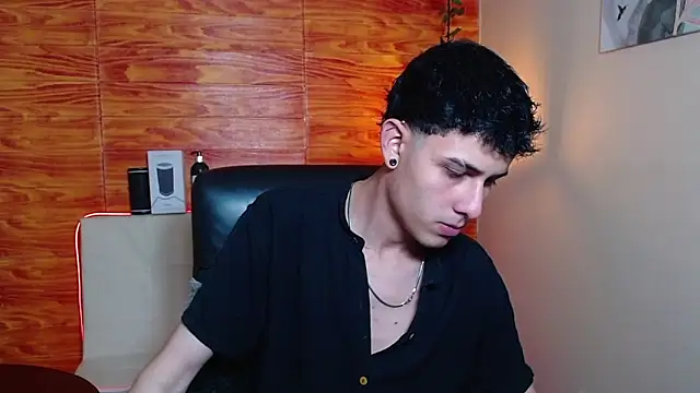 Bastiaan 28 online show from January 24, 6:57 am