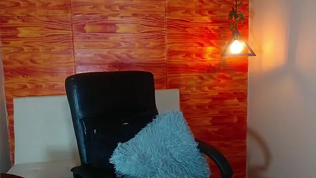 Bastiaan 28 online show from March 2, 5:14 pm