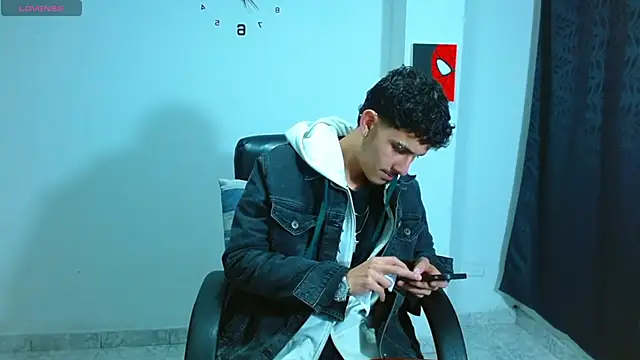 Bastiaan 28 online show from September 10, 2:22 am