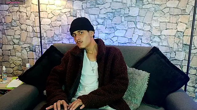 Bastiaan 28 online show from November 14, 4:11 am