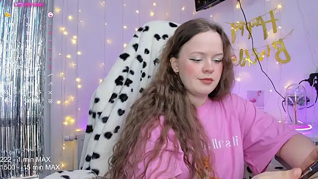 HANNA MONTANAS online show from January 18, 12:47 pm