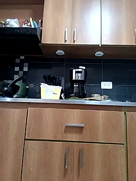 alondraabrown online show from January 19, 8:30 pm