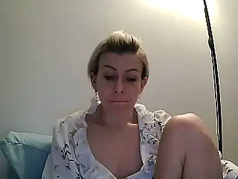 anechka1 online show from January 13, 10:45 pm