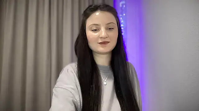 Snapshot of LocaAlis chatting on February 15, 3:39 pm LocaAlis online show from February 15, 3:39 pm