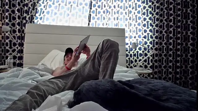 RyleyRydes online show from December 12, 2:44 pm