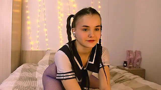 Snapshot of evelinal_ove chatting on January 21, 6:55 pm evelinal ove online show from January 21, 6:55 pm