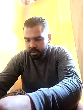 ListedLoin online show from February 2, 7:30 am