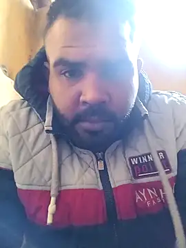 ListedLoin online show from February 6, 9:00 am