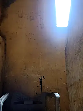 ListedLoin online show from February 8, 9:35 am