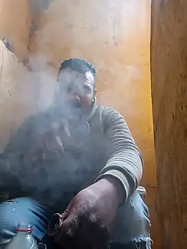 ListedLoin online show from February 12, 8:59 am