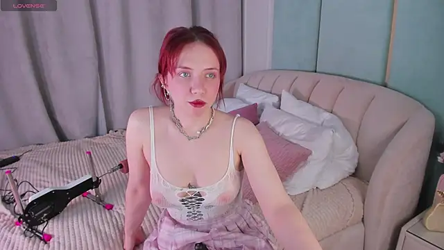 Love is Lola online show from January 9, 7:10 am