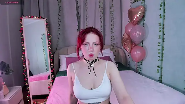 Love is Lola online show from February 25, 1:09 am