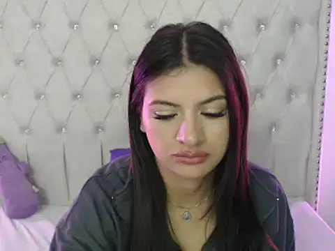 Abril Squirt online show from February 13, 10:12 am