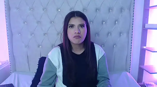 Abril Squirt online show from March 20, 7:47 am