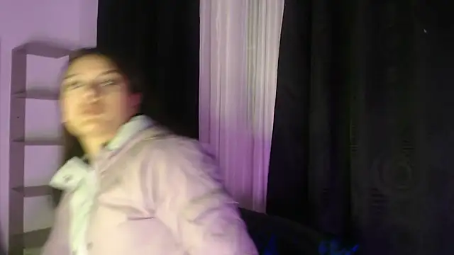 Abril Squirt online show from September 15, 5:51 am