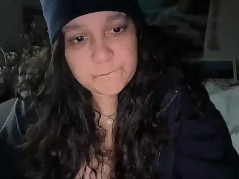 Snapshot of MelanieFawker chatting on October 23, 2:05 pm MelanieFawker online show from October 23, 2:05 pm