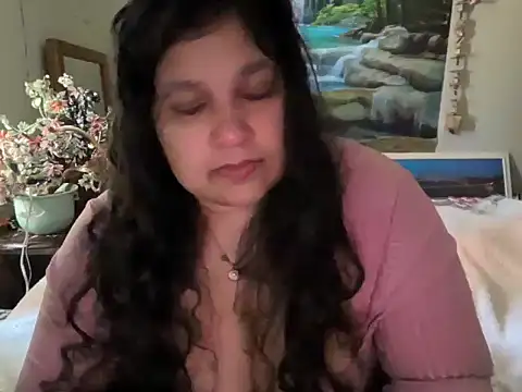 Snapshot of MelanieFawker chatting on October 30, 6:30 pm MelanieFawker online show from October 30, 6:30 pm