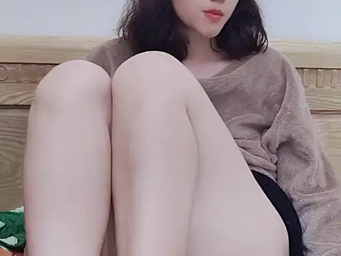 Snapshot of Pink_cream chatting on February 16, 2:21 pm Pink cream online show from February 16, 2:21 pm