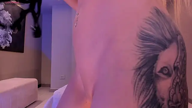 HannaConnor  online show from February 10, 3:13 am