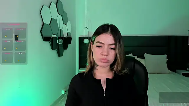 ViolettHansson online show from October 16, 8:54 pm