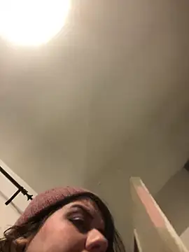 holyeroticss online show from February 8, 3:41 am