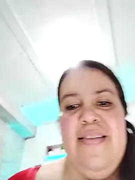 lunanataly online show from January 9, 1:39 am