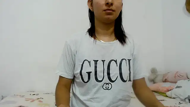 Alyson0001 online show from February 24, 8:36 pm