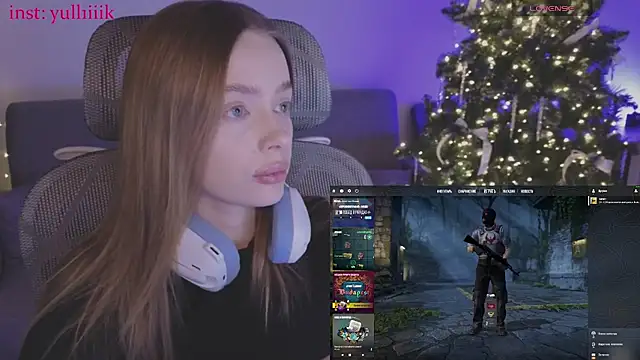 Snapshot of _MayShy_ chatting on December 16, 10:53 am MayShy online show from December 16, 10:53 am