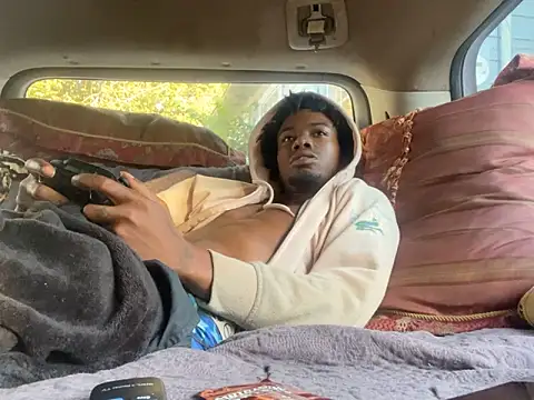 SlimeCrownzOut5 online show from October 9, 1:53 pm