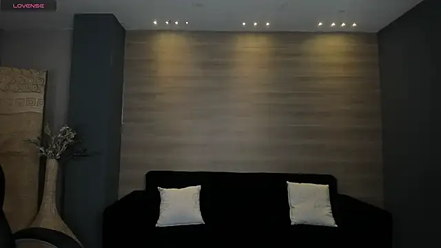 AnaisNin online show from February 6, 12:37 pm