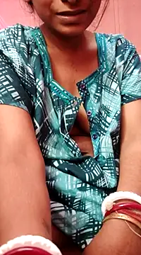 Snapshot of Bengoli--bhabhi chatting on March 5, 3:29 am Bengoli--bhabhi online show from March 5, 3:29 am