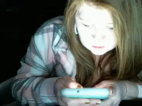 alishababy5678 online show from February 15, 5:30 am