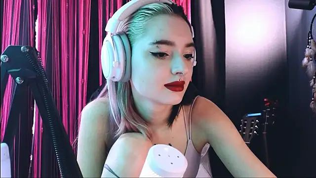 Avi Nile online show from September 22, 4:36 am