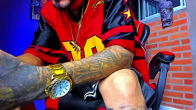 smoker445 online show from October 6, 10:29 pm